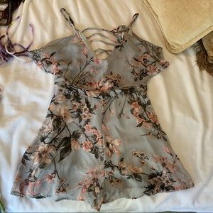 Ark N Co Romper 🌸